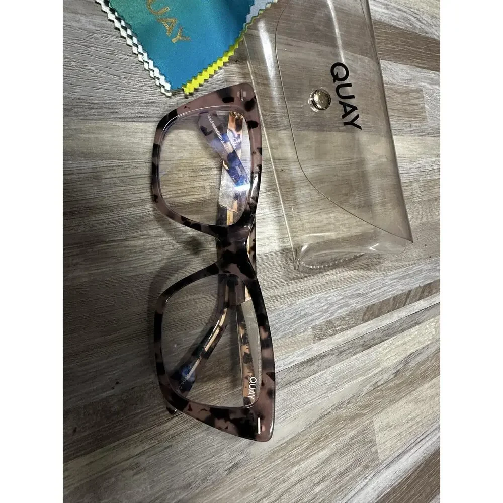 Quay Prove It 1212 Oversized Sunglasses Womens